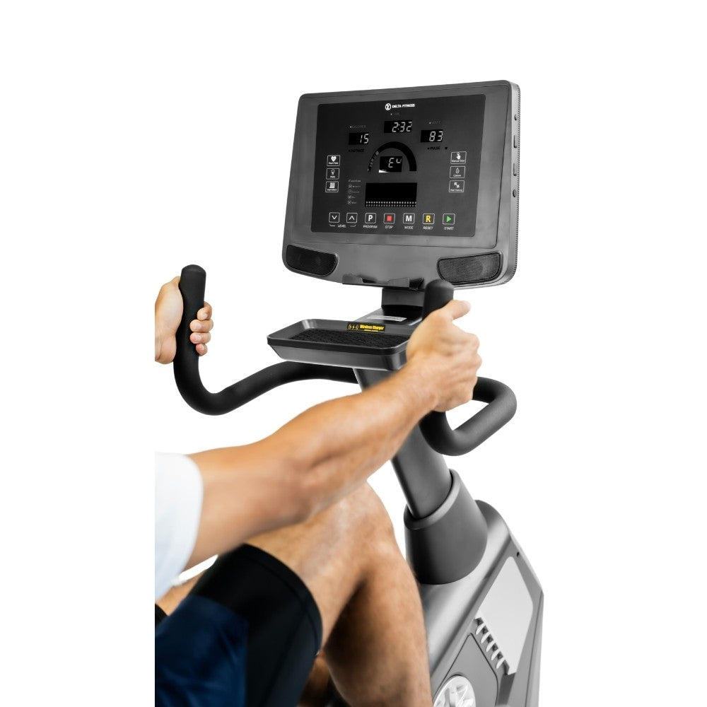 دلتا فتنس دراجة بوضعية الجلوس DF-2000RB | 32 مستوى مقاومة ونظام تشغيل ذاتي